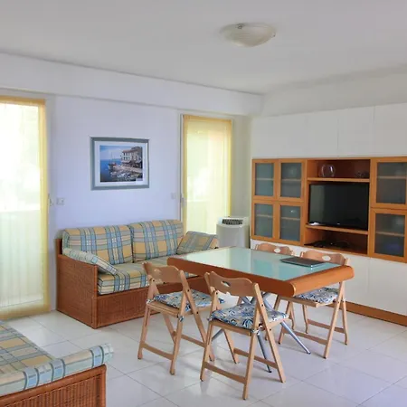 Apartment Fronte Mare